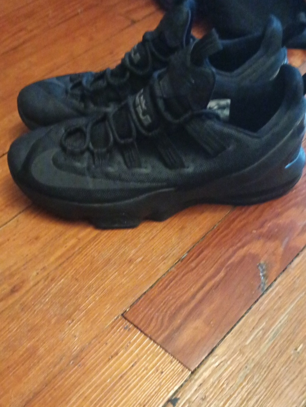 Lebron XIII Size 13
